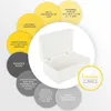 A white wooden box with its lid open, surrounded by circular callouts describing its features and specifications. Produktbild-Vorschau