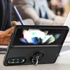 A person's hands are visible in the background, suggesting the phone case is being used in a work or study environment. Produktbild-Vorschau