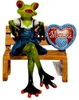 Froschhausen Frosch-Lady Mausi im Dirndl mit Lebkuchenherz Produktbild-Vorschau 1