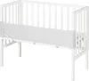 A white wooden crib with a gray fabric barrier attached to the side. Produktbild-Vorschau