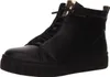 A black high-top sneaker with a platform sole. Anteprima dell’immagine prodotto