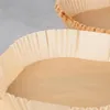 Close-up of two paper liners for an air fryer. Podgląd zdjęcia produktu