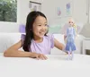 Disney Die Eiskönigin Spielzeug, Elsa-Modepuppe mit Produktbild-Vorschau 9