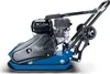 A blue and black plate compactor with a black engine and handle, shown from a side angle on a white background. Podgląd zdjęcia produktu
