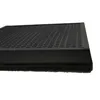 A close-up, side view of a black air filter with a honeycomb pattern on top. Produktbild-Vorschau