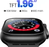 A close-up marketing image of a smartwatch, showing its screen with a clock face and some feature callouts above it. Anteprima dell’immagine prodotto