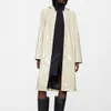 Een jas uit de "LINE" collectie, model "LONGER", maat W3 Productafbeelding-voorbeeld 3