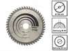 A circular saw blade with technical specifications and diagrams shown on the right side. Voir les images du produit