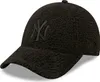New Era 9Forty Damen Sherpa Cap - BORG NY Yankees schwarz Podgląd zdjęcia produktu 1