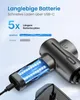 A close-up marketing image of a massage gun, highlighting its battery life and charging capabilities. Produktbild-Vorschau