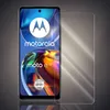 A screen protector is shown placed over a Motorola Moto E32 smartphone. Produktbild-Vorschau