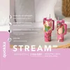 Two floral-patterned tumblers with handles and straws are displayed on a light-colored surface, with text describing their features. Voir les images du produit