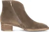 A side view of a brown suede ankle boot with a zipper. Anteprima dell’immagine prodotto