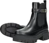 A pair of black Guess boots on a white background. Voir les images du produit