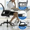 A woman sitting at a desk in an office chair, with close-up insets highlighting the chair's features. Produktbild-Vorschau