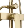 A close-up view of a gold-colored shower faucet. Anteprima dell’immagine prodotto