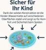 A marketing image showing a children's water mat with sea creatures and arrows pointing to it, with German text describing its features. Anteprima dell’immagine prodotto