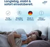 A couple sleeping in a bed, with marketing icons and text above them. Produktbild-Vorschau