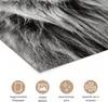 MuchoWow® Poster Tierprofil gähnender Löwe in schwarz und Produktbild-Vorschau 2