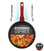 A frying pan with food inside, highlighting its features. Náhled obrázku produktu