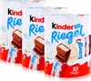 Three cylindrical packages of Kinder Riegel chocolate bars are arranged in a row, with the front package slightly forward. Produktbild-Vorschau