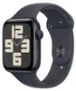A close-up studio shot of an Apple Watch with a dark blue band and a dark gray watch case. The watch face displays a minimalist clock face with large numbers. Anteprima dell’immagine prodotto