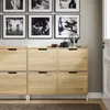 SoBuy Schuhschrank FSR100-N aus Naturholz im skandinavischen Design vor Wand mit Schwarz-Weiß-Fotografien Náhľad obrázku produktu