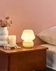 BELIANI Stolní lampa na noční stolek zelené sklo s kulatou Náhled obrázku produktu 2
