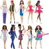 Barbie Scienziata con Capelli Blu e Microscopio - Mattel Anteprima dell’immagine prodotto 11