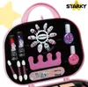 Koffer mit einem Make-up-Set für ein Mädchen Produktbild-Vorschau 14