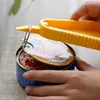 Ouvre-bouchon universel en plastique, décapsuleur pour Voir les images du produit 6