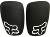 Protège-genoux Fox Launch Pro D30, couleur noire, taille Voir les images du produit 1