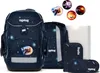A set of school supplies including a backpack, pencil case, and other accessories, all with a space-themed design. Produktbild-Vorschau