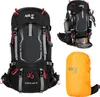 A collage of a black hiking backpack and an orange rain cover. Anteprima dell’immagine prodotto