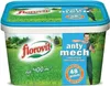 A product container for lawn fertilizer, with a grassy background and a man giving a thumbs up. Produktbild-Vorschau