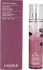 A product shot of a perfume bottle and its packaging. Produktbild-Vorschau