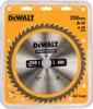A Dewalt circular saw blade in its retail packaging. Podgląd zdjęcia produktu
