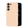 A pink phone case is shown on a white background, with a smartphone partially visible on the right side. Produktbild-Vorschau