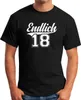 Herren T-Shirt Geburtstag Geschenk Endlich 18 College Stil Produktbild-Vorschau 2