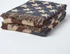 HOMESCAPES Jacquard-Decke Stars & Stripes im Vintage-Stil – Produktbild-Vorschau 6