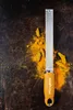 Microplane Classic Reibe 32cm Zester | Farbauswahl Senfgelb Produktbild-Vorschau 4