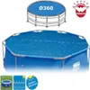 A solar cover for a round above-ground swimming pool, shown both as a standalone product and installed on a pool. Anteprima dell’immagine prodotto