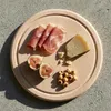 Kulaté dřevěné prkénko z bukového dřeva 25 cm s drážkou na Náhled obrázku produktu 5