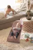 BabyBjörn Babywippe Bliss Mesh Altrosa, Maße aufgeklappt Produktbild-Vorschau 4