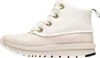A side view of a white and beige Columbia Moritza Shield boot. Podgląd zdjęcia produktu