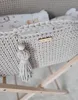 Lit pour bébé Boho fait main beige clair avec matelas Voir les images du produit 11