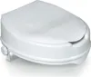 A white toilet seat riser with a lid, shown from a slightly elevated front-left angle against a white background. Anteprima dell’immagine prodotto