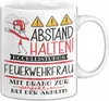 Feuerwehrfrau Tasse Geschenk Lustig Abstand Halten Produktbild-Vorschau 1