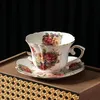Englische Vintage-Porzellantasse mit Rosenmuster und Produktbild-Vorschau 6