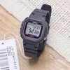 A Casio digital watch is displayed on a textured surface. Anteprima dell’immagine prodotto